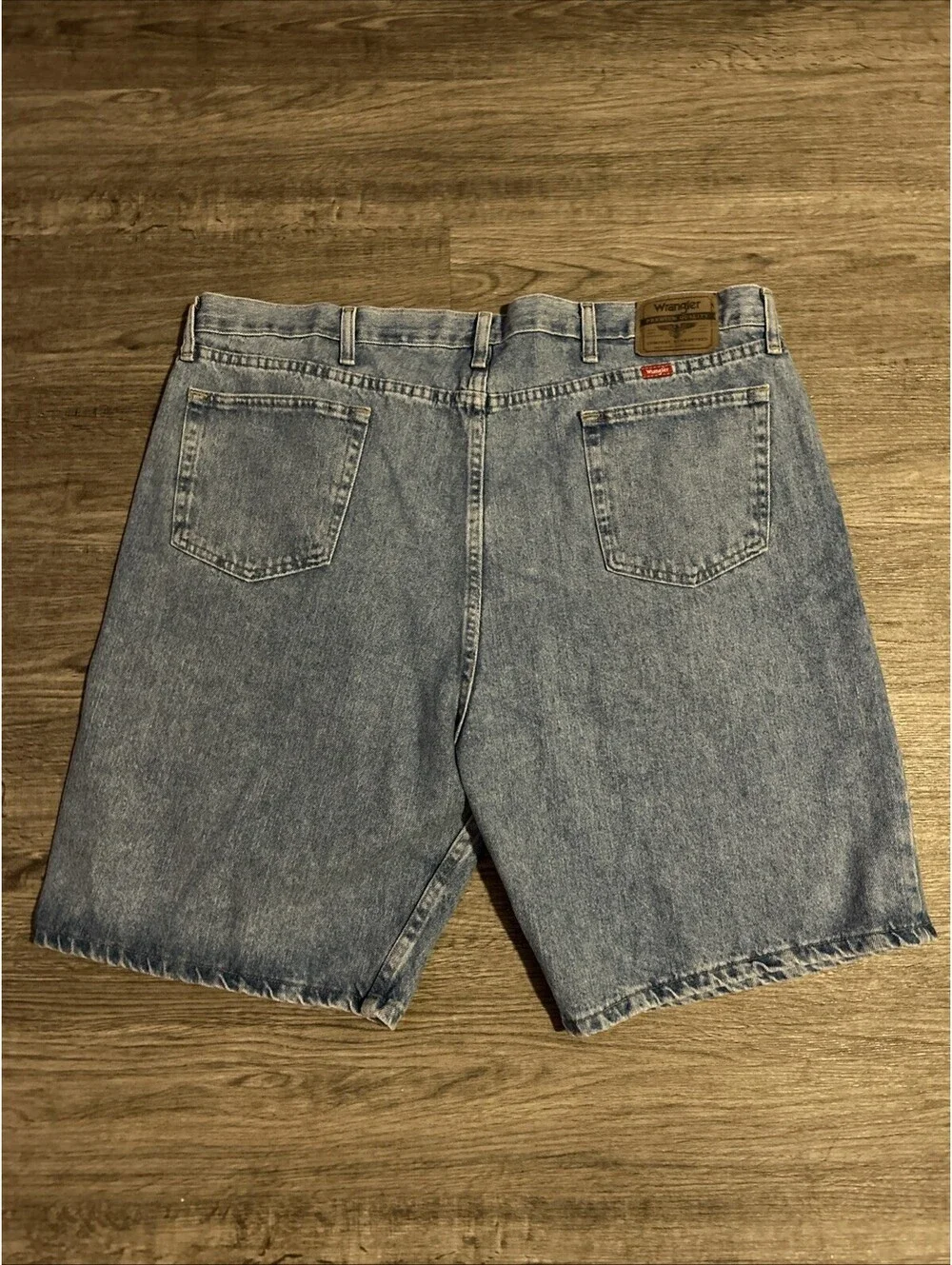 Wrangler Mens Size 44 Relaxed Fit Blue Jean Shorts New With Tags
